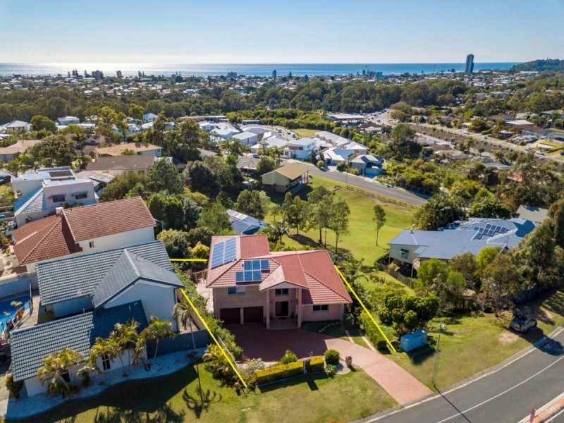 64 Angelica Street, Elanora QLD 4221