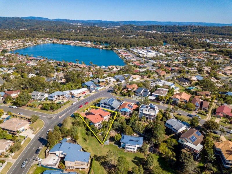 64 Angelica Street, Elanora QLD 4221