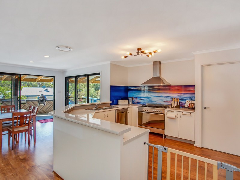 17 Observatory Drive, Reedy Creek QLD 4227