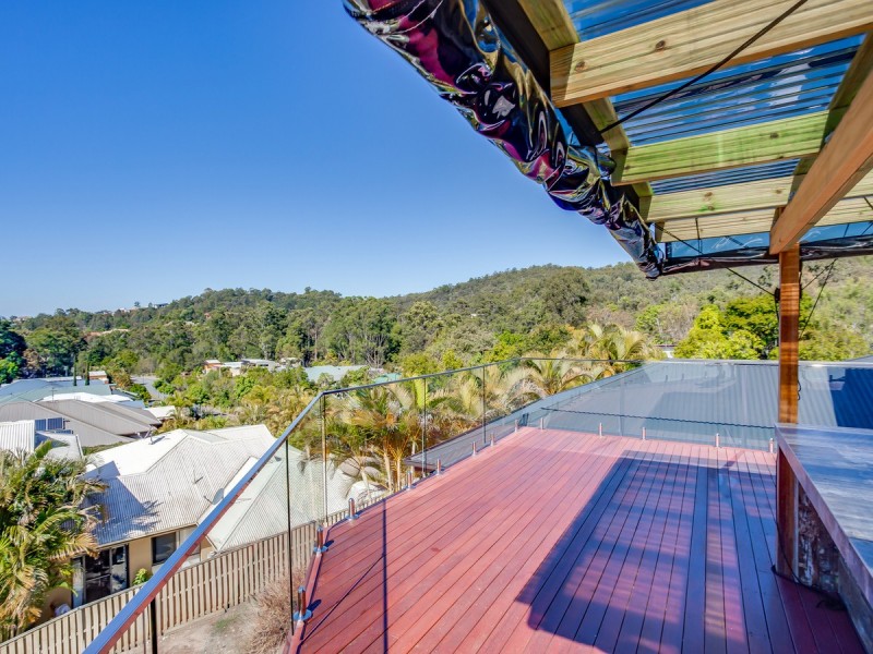 17 Observatory Drive, Reedy Creek QLD 4227