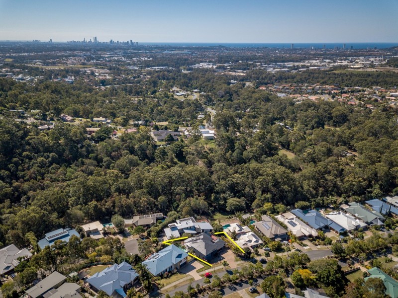 17 Observatory Drive, Reedy Creek QLD 4227