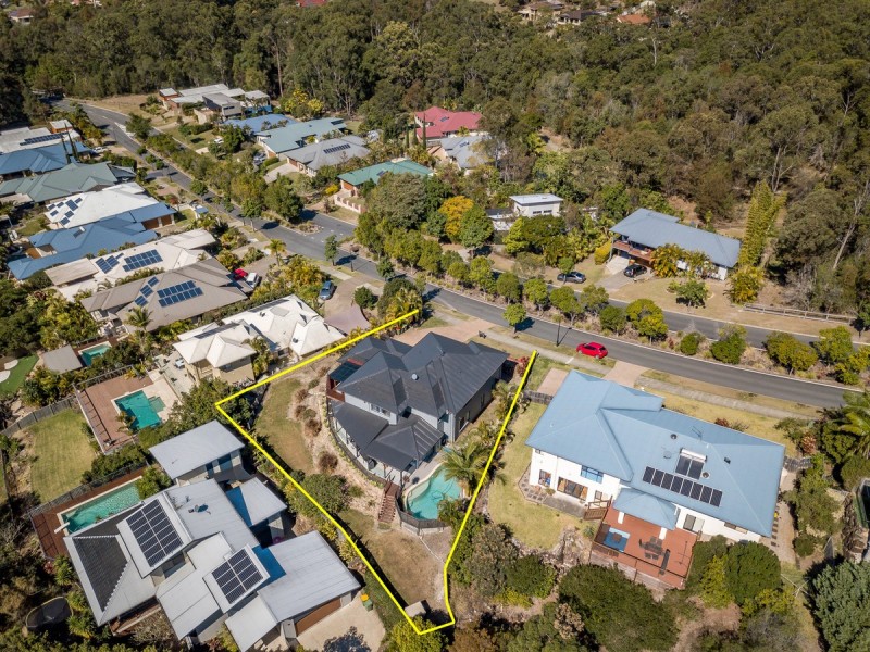 17 Observatory Drive, Reedy Creek QLD 4227