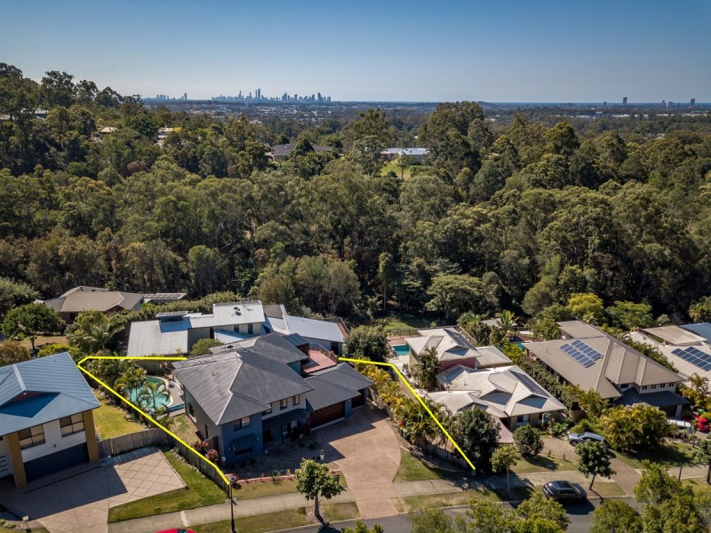 17 Observatory Drive, Reedy Creek QLD 4227