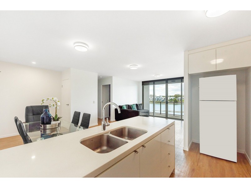 1307/65 Varsity Parade, Varsity Lakes QLD 4227