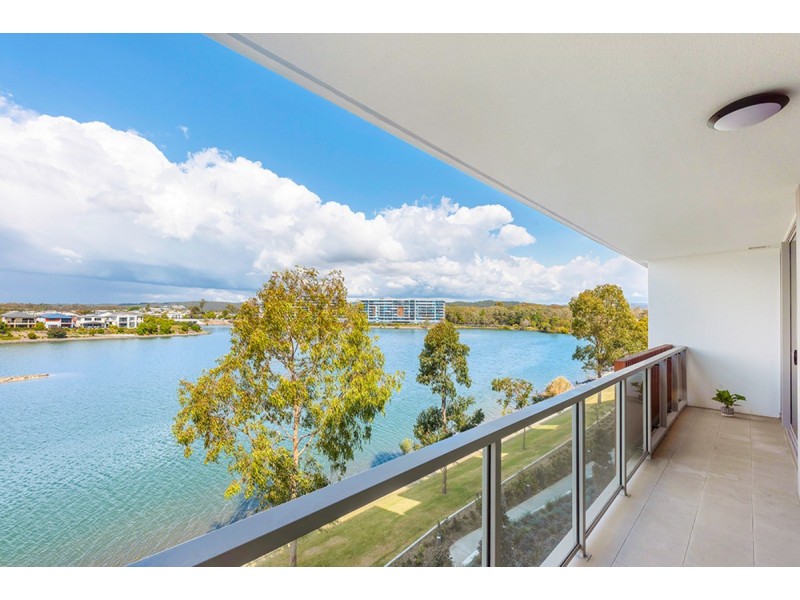 1307/65 Varsity Parade, Varsity Lakes QLD 4227