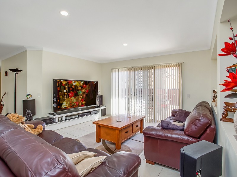 5 Glastonbury Drive, Mudgeeraba QLD 4213