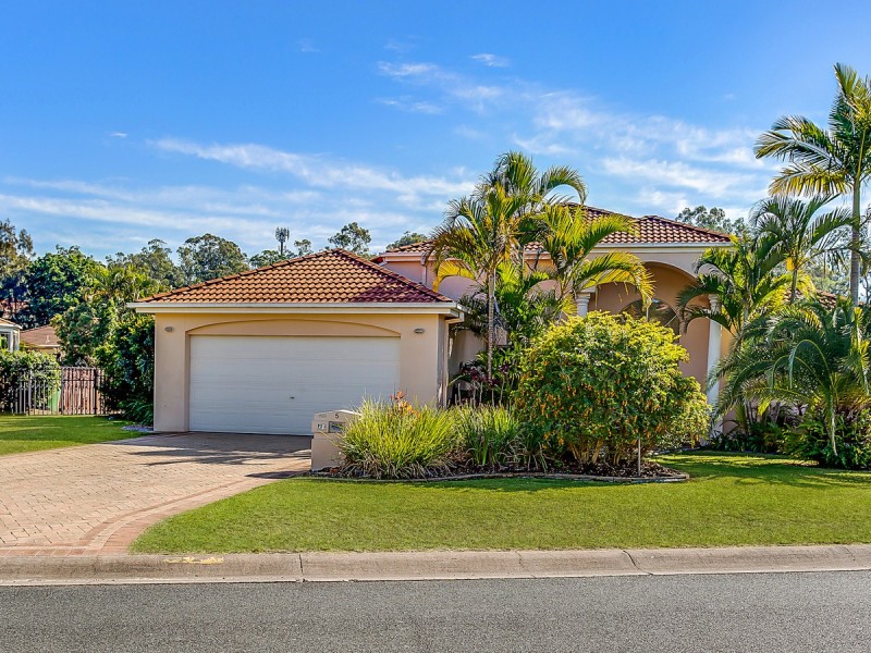 5 Glastonbury Drive, Mudgeeraba QLD 4213