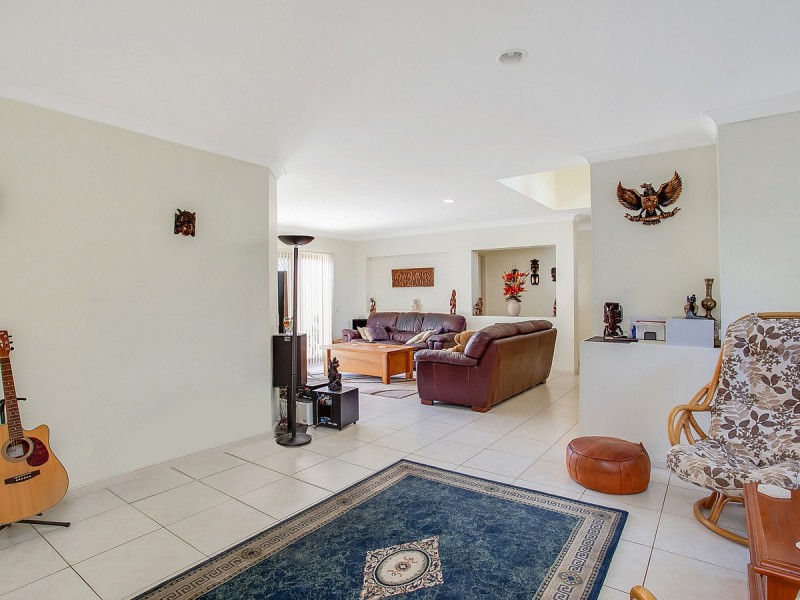 5 Glastonbury Drive, Mudgeeraba QLD 4213