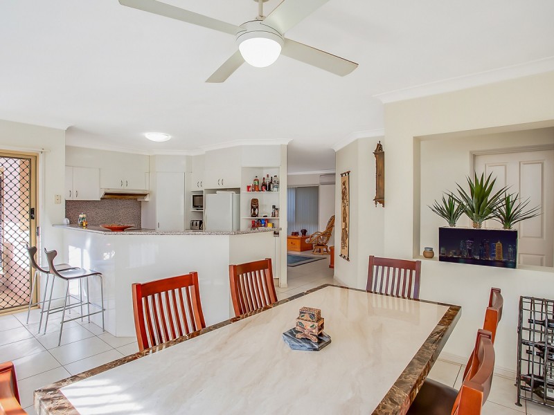 5 Glastonbury Drive, Mudgeeraba QLD 4213