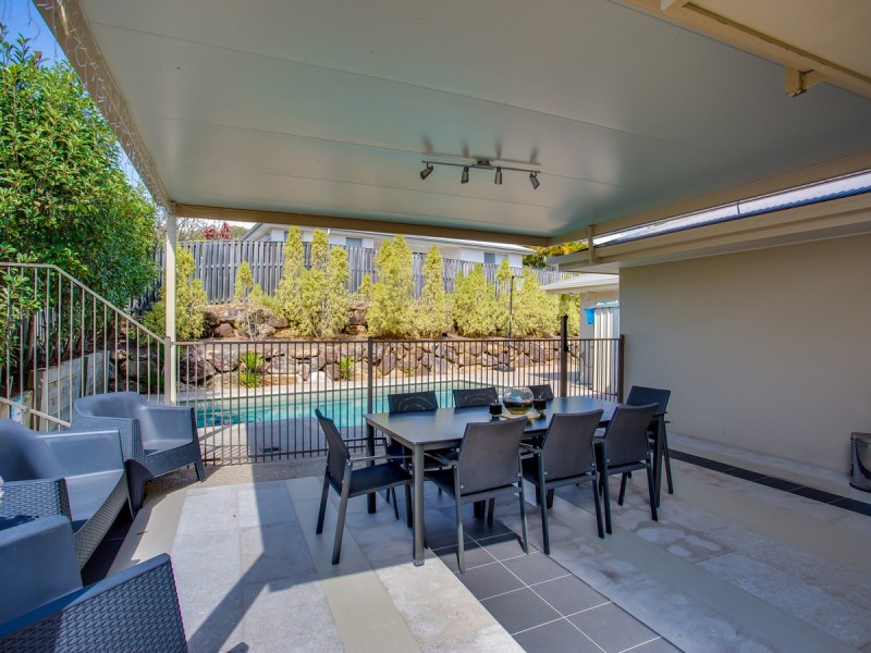 74 Clover Hill Drive, Mudgeeraba QLD 4213