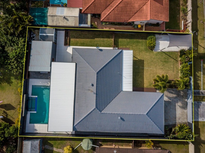 23 Rumrunner Street, Mermaid Waters QLD 4218