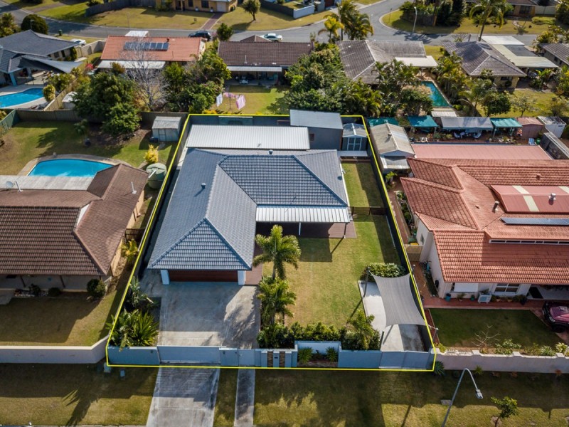 23 Rumrunner Street, Mermaid Waters QLD 4218