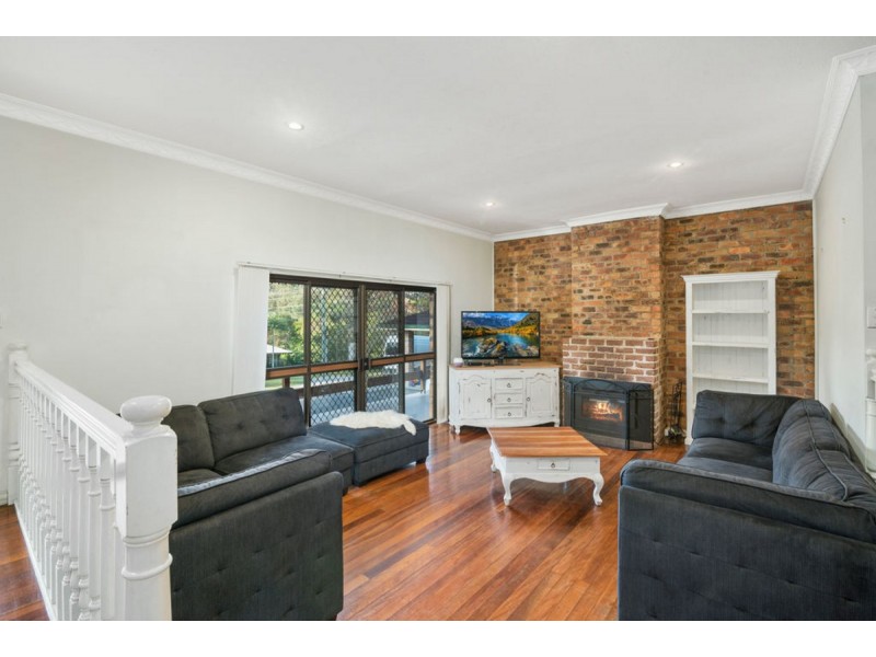 32 Thredbo Drive, Worongary QLD 4213