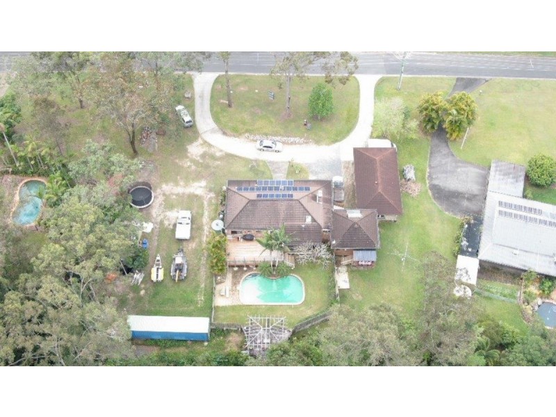 32 Thredbo Drive, Worongary QLD 4213