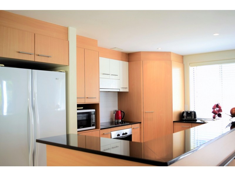 156 Easthilll Drive, Robina QLD 4226