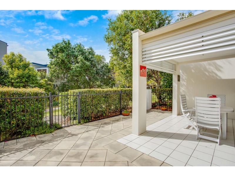 81 Riverwalk Avenue, Robina QLD 4226