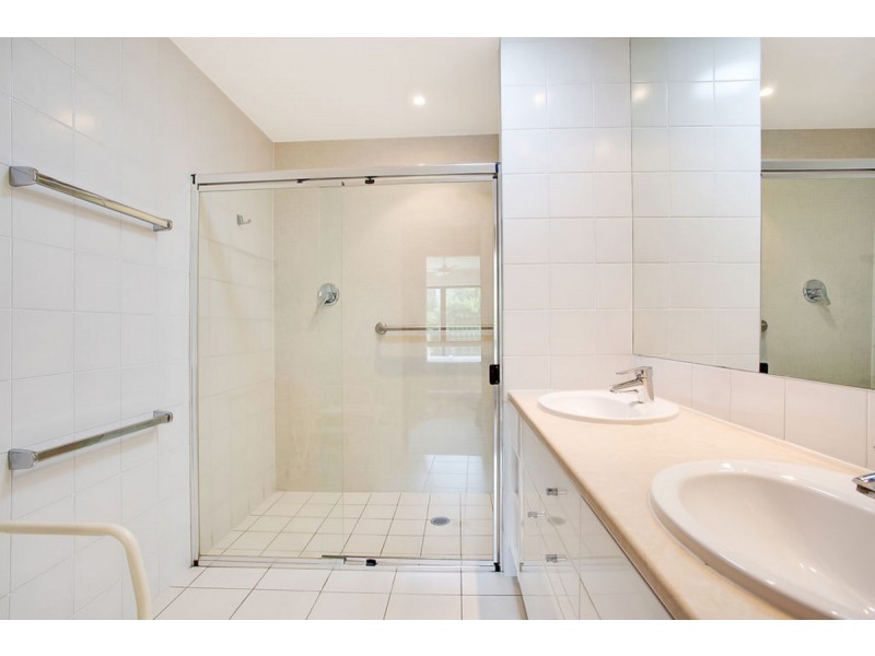 81 Riverwalk Avenue, Robina QLD 4226