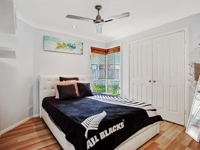8 Rice Place, Varsity Lakes QLD 4227