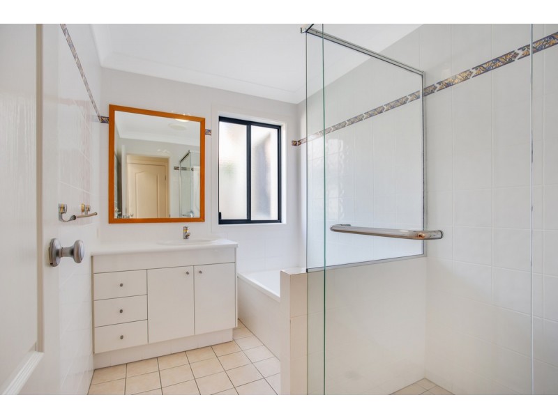 83/117 Palm Meadows Drive, Carrara QLD 4211