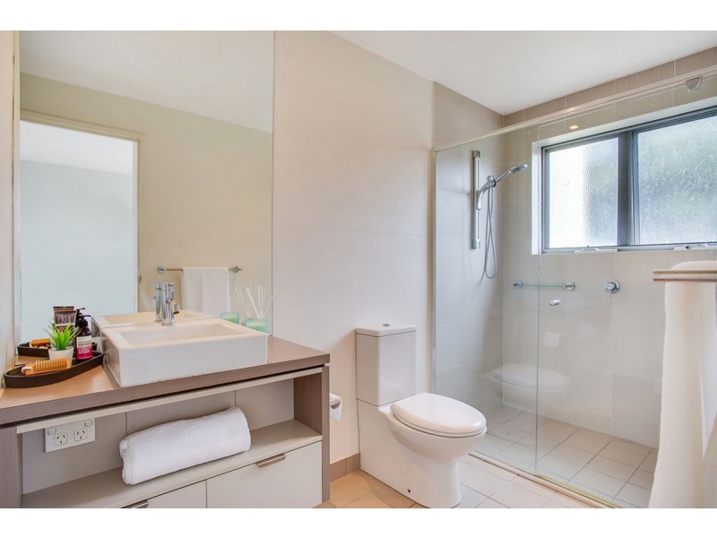 115/60 Riverwalk Avenue, Robina QLD 4226