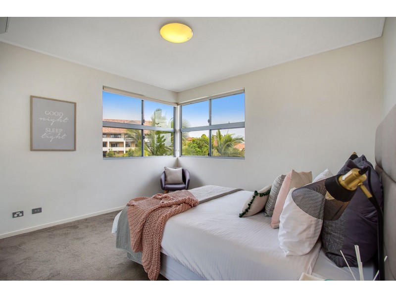 115/60 Riverwalk Avenue, Robina QLD 4226