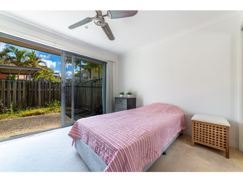 17/19 Carina Peak Drive, Varsity Lakes QLD 4227