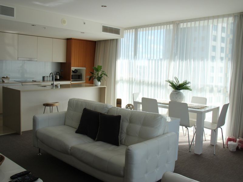 712/3018 Surfers Paradise Boulevard, Surfers Paradise QLD 4217