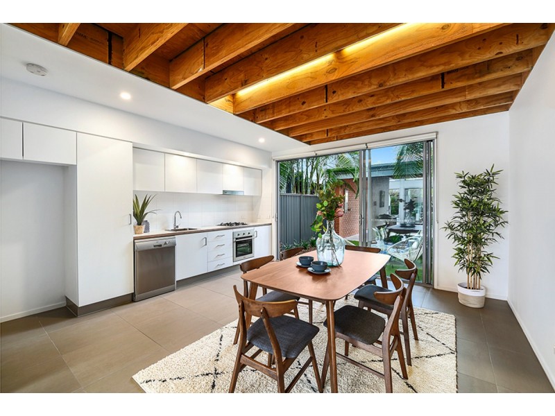 119 Varsity Parade, Varsity Lakes QLD 4227