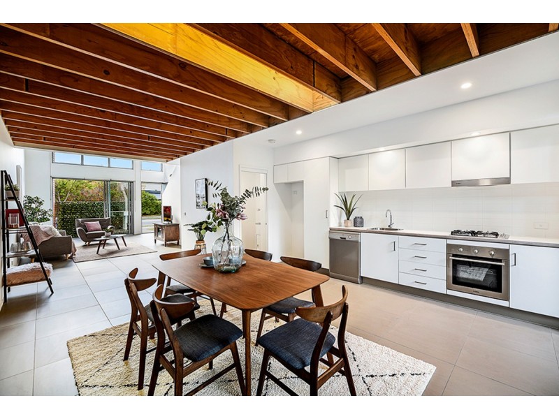 119 Varsity Parade, Varsity Lakes QLD 4227