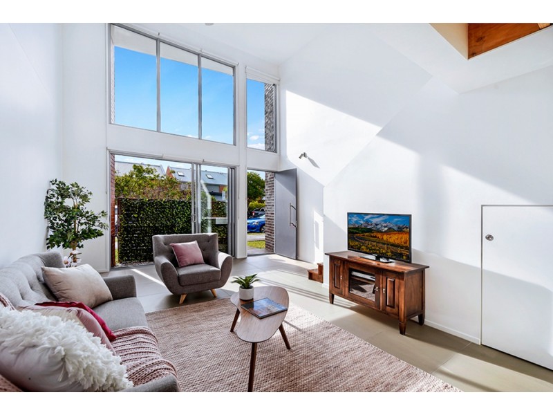 119 Varsity Parade, Varsity Lakes QLD 4227