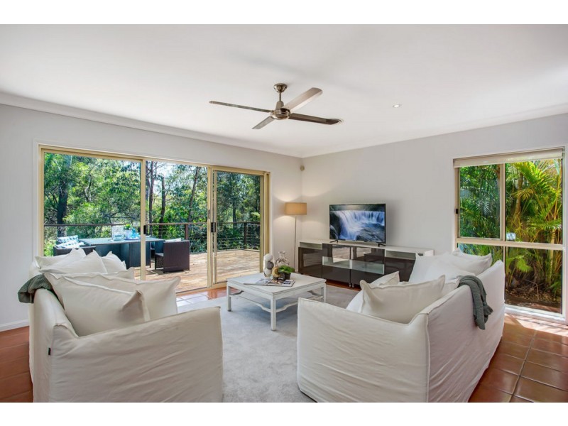 17 Pine Valley Drive, Robina QLD 4226