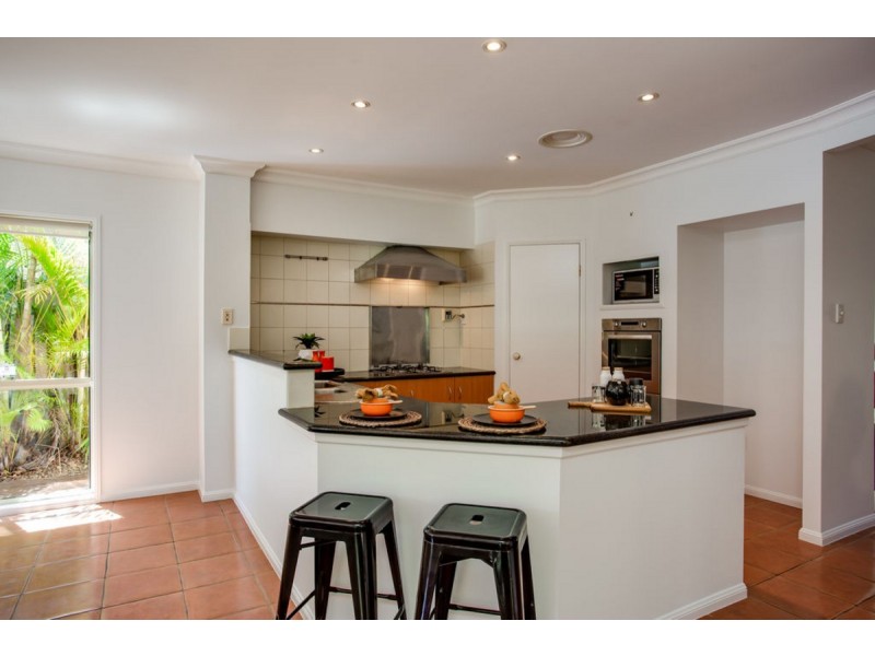 17 Pine Valley Drive, Robina QLD 4226
