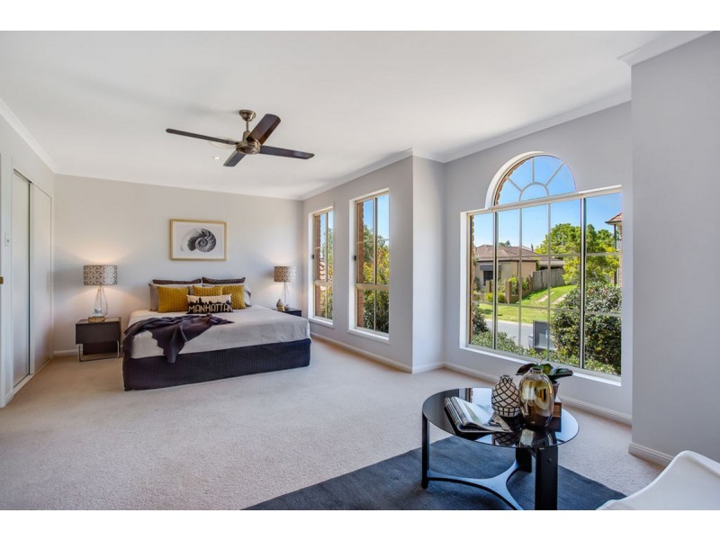17 Pine Valley Drive, Robina QLD 4226
