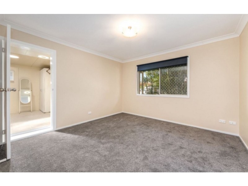 1/5 Schuster Avenue, Miami QLD 4220