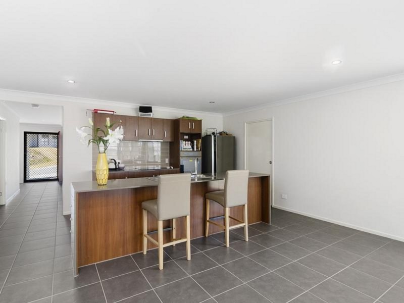 16 Angahook Crescent, Upper Coomera QLD 4209