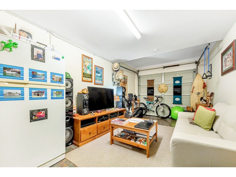 16/323 Christine Avenue, Varsity Lakes QLD 4227