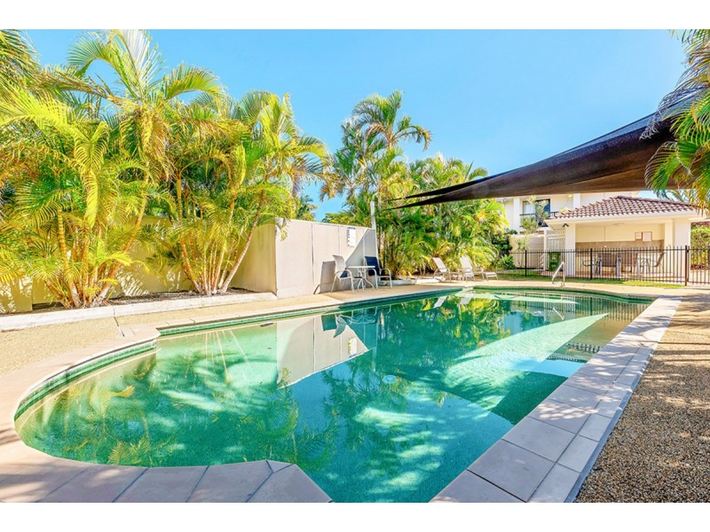 16/323 Christine Avenue, Varsity Lakes QLD 4227