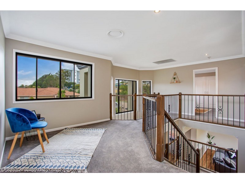 8 Goldwater Drive, Robina QLD 4226