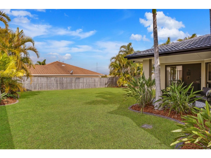 8 Goldwater Drive, Robina QLD 4226
