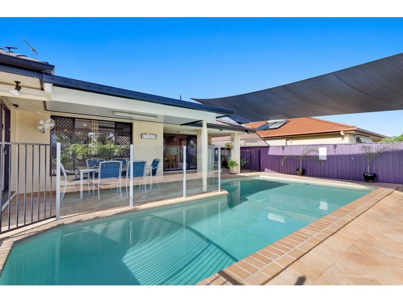 34 Straite Drive, Robina QLD 4226