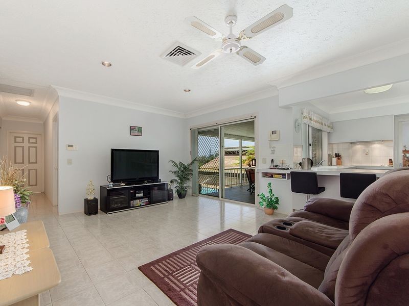 33 Wardoo Street, Southport QLD 4215