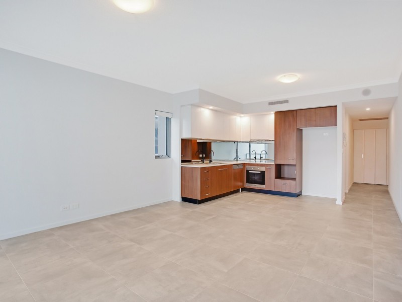 2413/397 Christine Avenue, Varsity Lakes QLD 4227