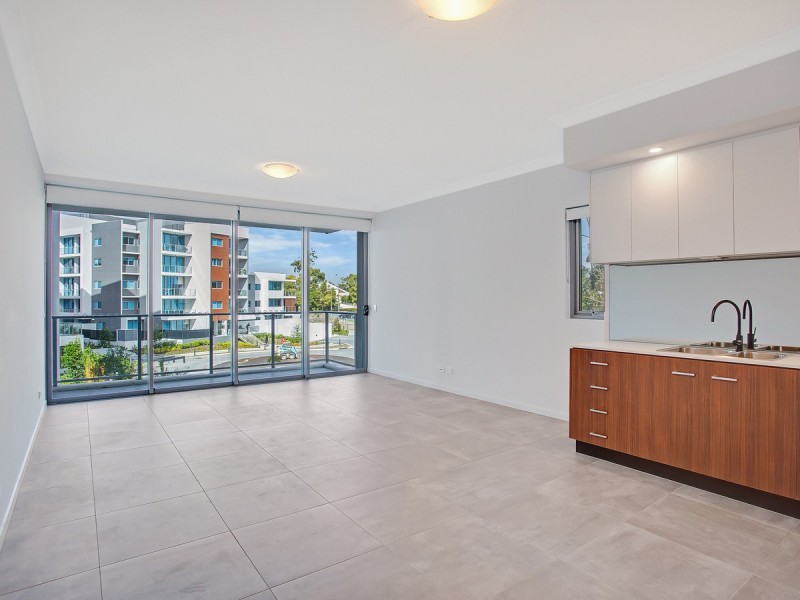 2413/397 Christine Avenue, Varsity Lakes QLD 4227