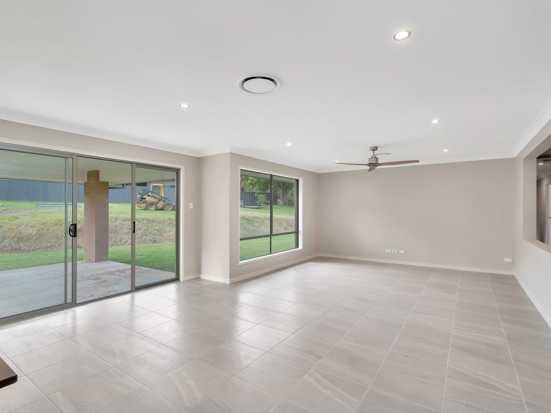65 Worongary Road, Tallai QLD 4213