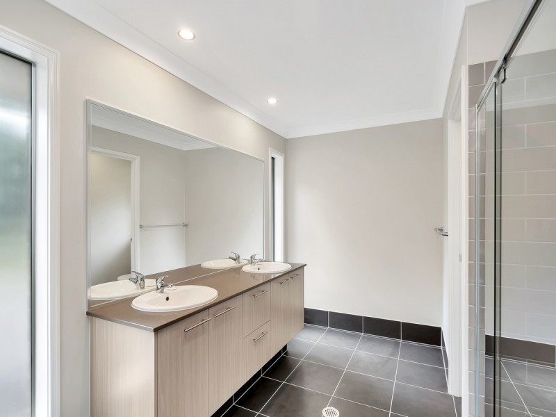 65 Worongary Road, Tallai QLD 4213