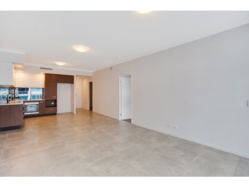 2414/397 Christine Avenue, Varsity Lakes QLD 4227