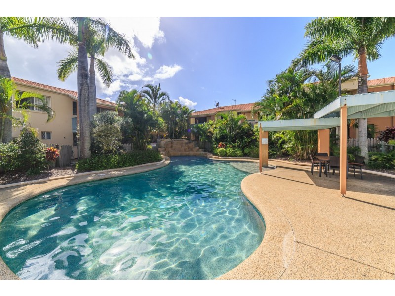 22/1 Warbler Parade, Varsity Lakes QLD 4227