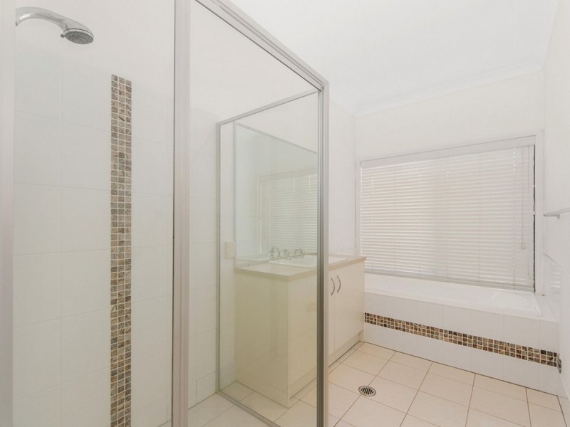 47 Observatory Drive, Reedy Creek QLD 4227