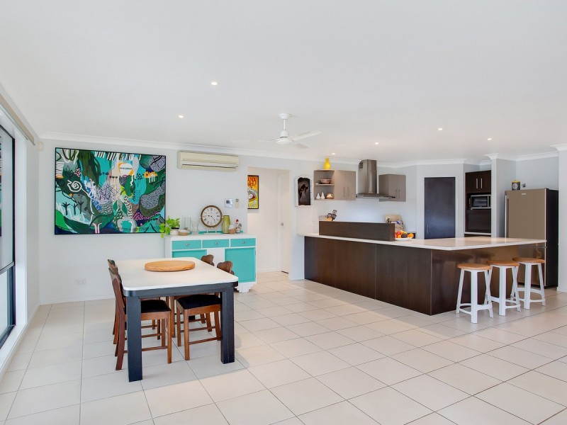 67 Observatory Drive, Reedy Creek QLD 4227