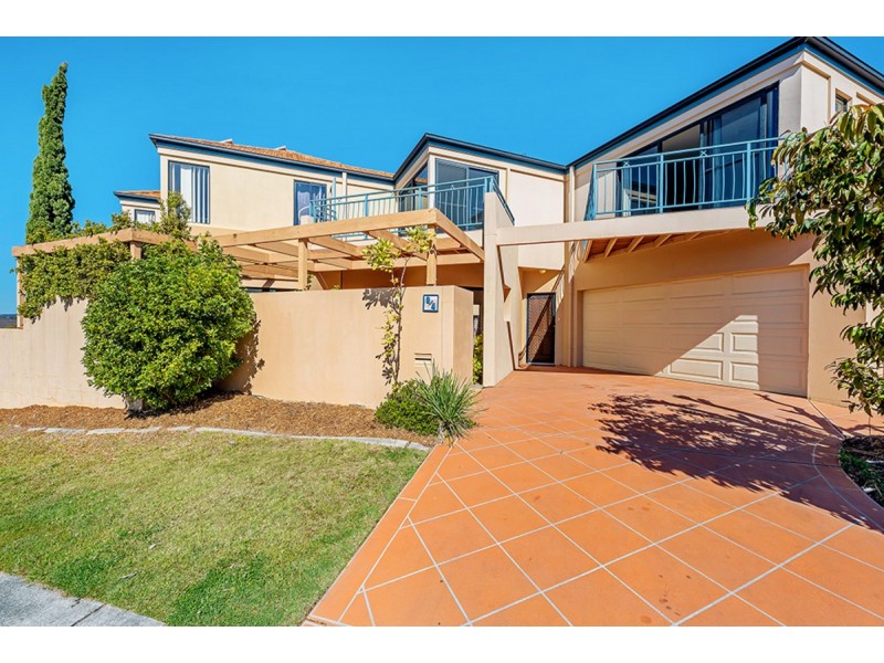 4/9 Magenta Drive, Varsity Lakes QLD 4227